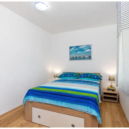 Apartment Cozy In With House Sea View