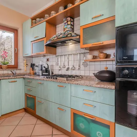 Cozy In With House Sea View Apartment Glavani