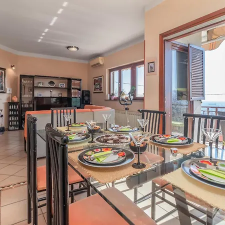 Cozy In With House Sea View Apartment *