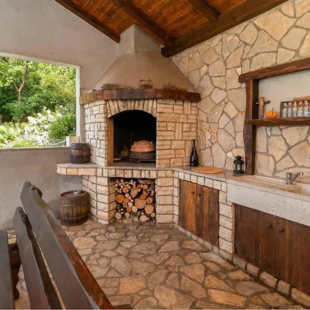 Cozy In With House Sea View